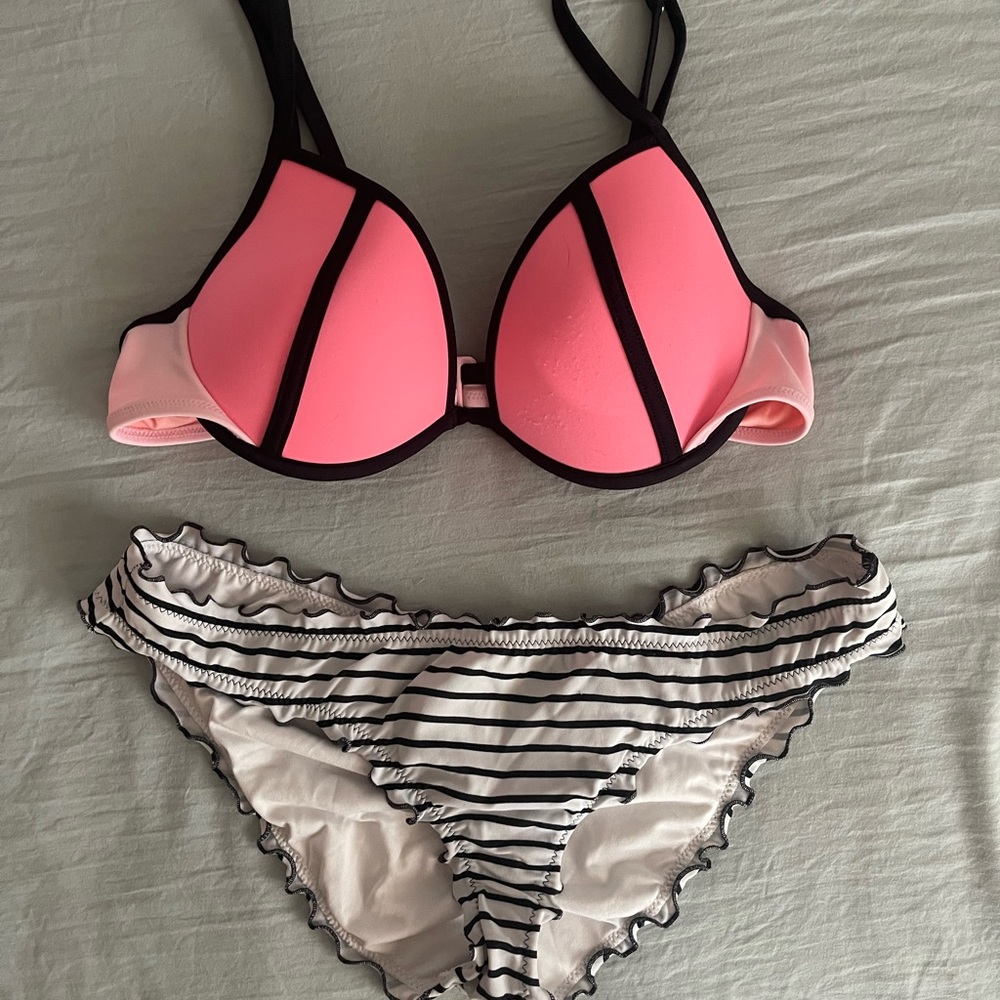 Victoria’s secret PINK bikini